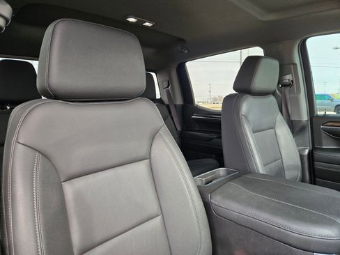 Used 2023 Chevrolet Silverado 1500 LT Trail Boss w/ LT Trail Boss Premium Package image 32