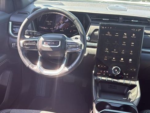 Used 2025 GMC Terrain Elevation AWD/4WD image 27
