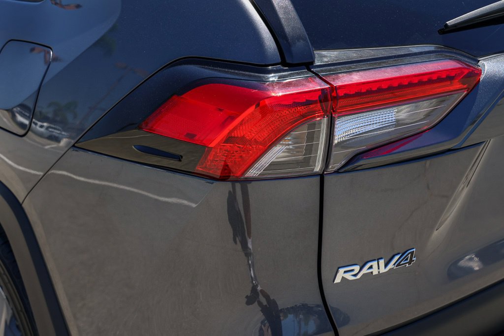 Used 2024 Toyota RAV4 XLE AWD/4WD image 8