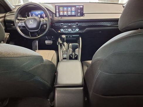 Used 2023 Honda Accord Sport image 17
