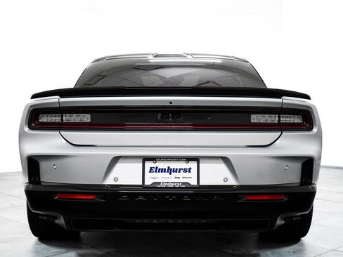 Used 2025 Dodge Charger Daytona Scat Pack w/ Track Pack AWD/4WD image 7