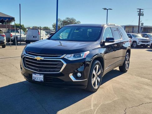 Certified 2020 Chevrolet Traverse LT w/ LT Premium Package image 34