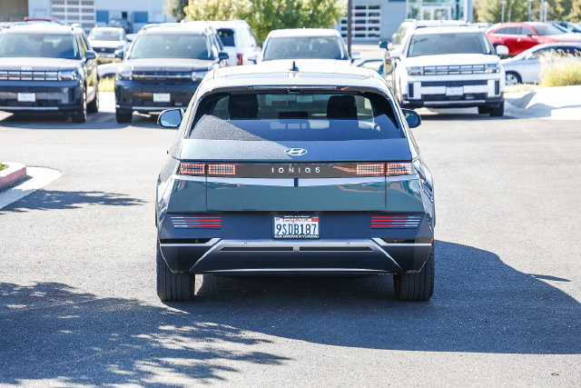 Certified 2024 Hyundai Ioniq 5 SEL RWD image 4