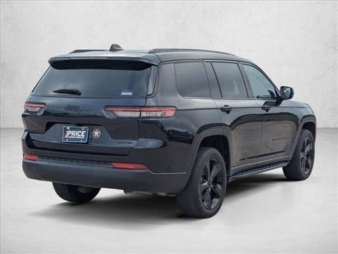 Used 2024 Jeep Grand Cherokee L Limited w/ Black Appearance Package RWD image 5