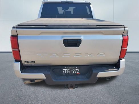 Used 2025 Toyota Tacoma TRD Off-Road AWD/4WD image 6