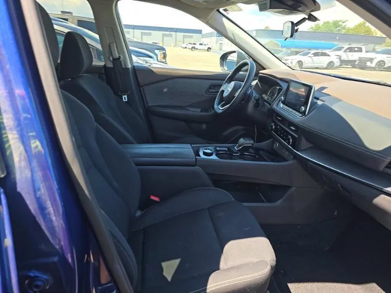 Used 2023 Nissan Rogue S AWD/4WD image 15