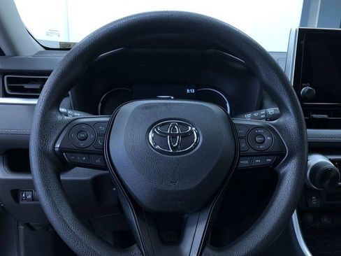 Used 2025 Toyota RAV4 LE image 25