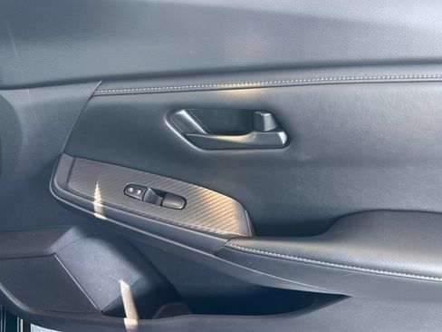 Used 2024 Nissan Sentra S FWD image 23