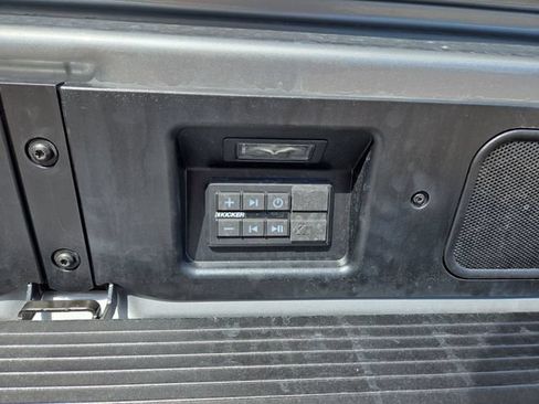 Used 2025 GMC Sierra 2500 Denali Ultimate AWD/4WD image 36