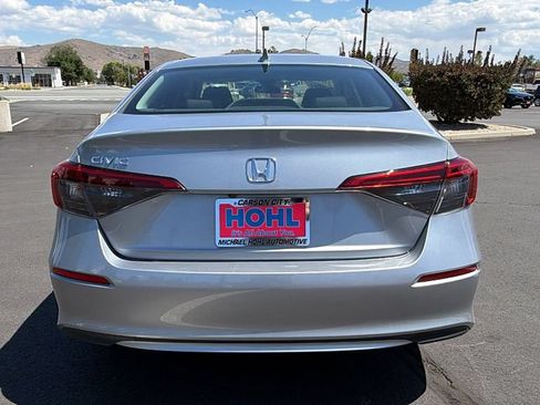 Used 2024 Honda Civic EX image 4