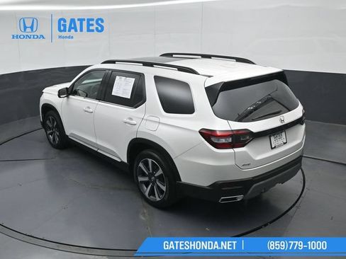 Certified 2025 Honda Pilot Elite image 54