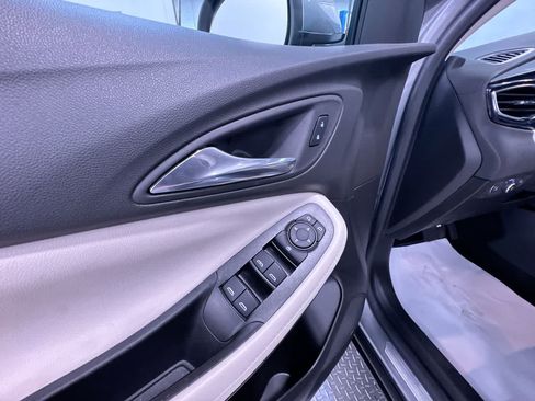 Used 2023 Buick Encore GX Preferred w/ Cold Weather Comfort Package FWD image 12