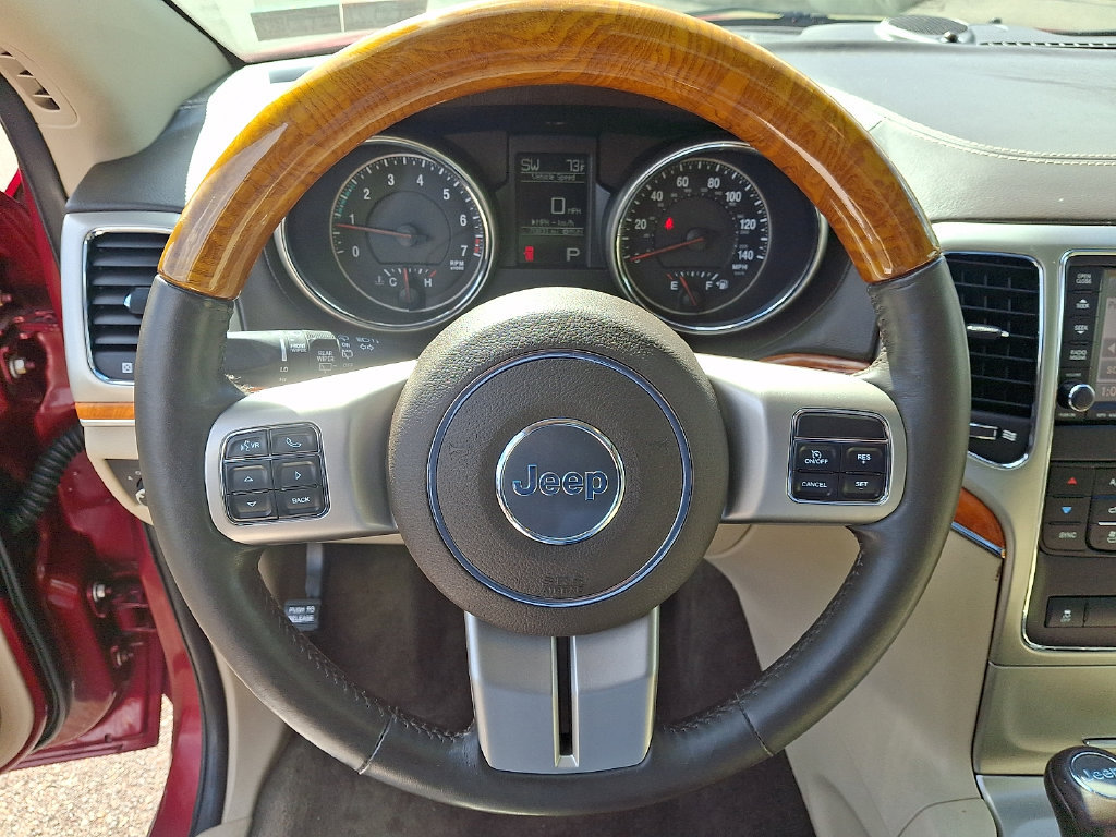 Used 2012 Jeep Grand Cherokee Overland AWD/4WD image 20