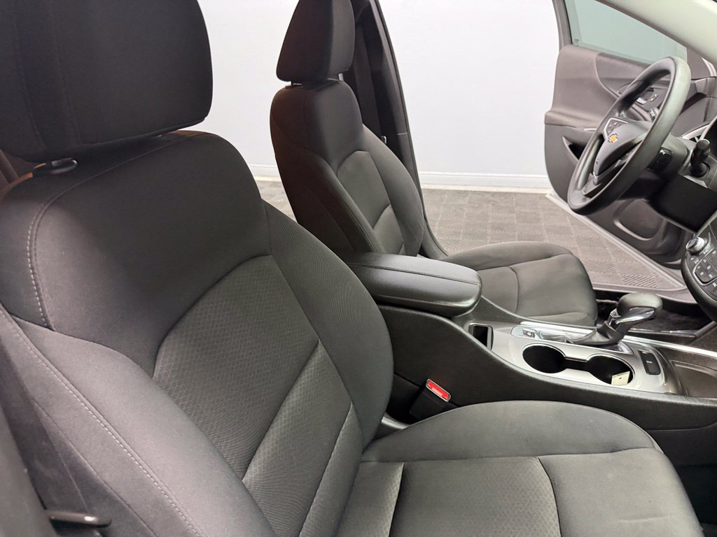 Used 2022 Chevrolet Malibu LT FWD image 51