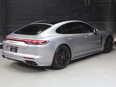 Used 2022 Porsche Panamera GTS AWD/4WD image 19