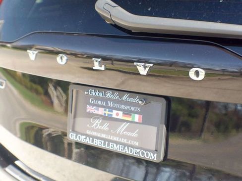 Used 2024 Volvo XC90 B6 Plus w/ Protection Package Premier image 11