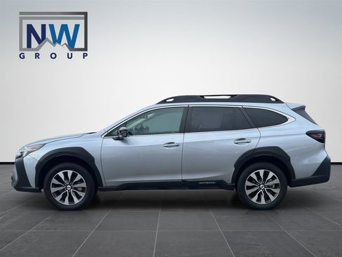Used 2024 Subaru Outback Limited image 23