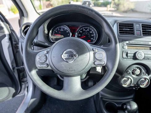Used 2012 Nissan Versa SV w/ Convenience Pkg FWD image 11