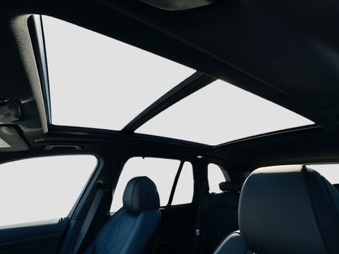 New 2026 BMW X5 sDrive40i w/ M Sport Package image 16