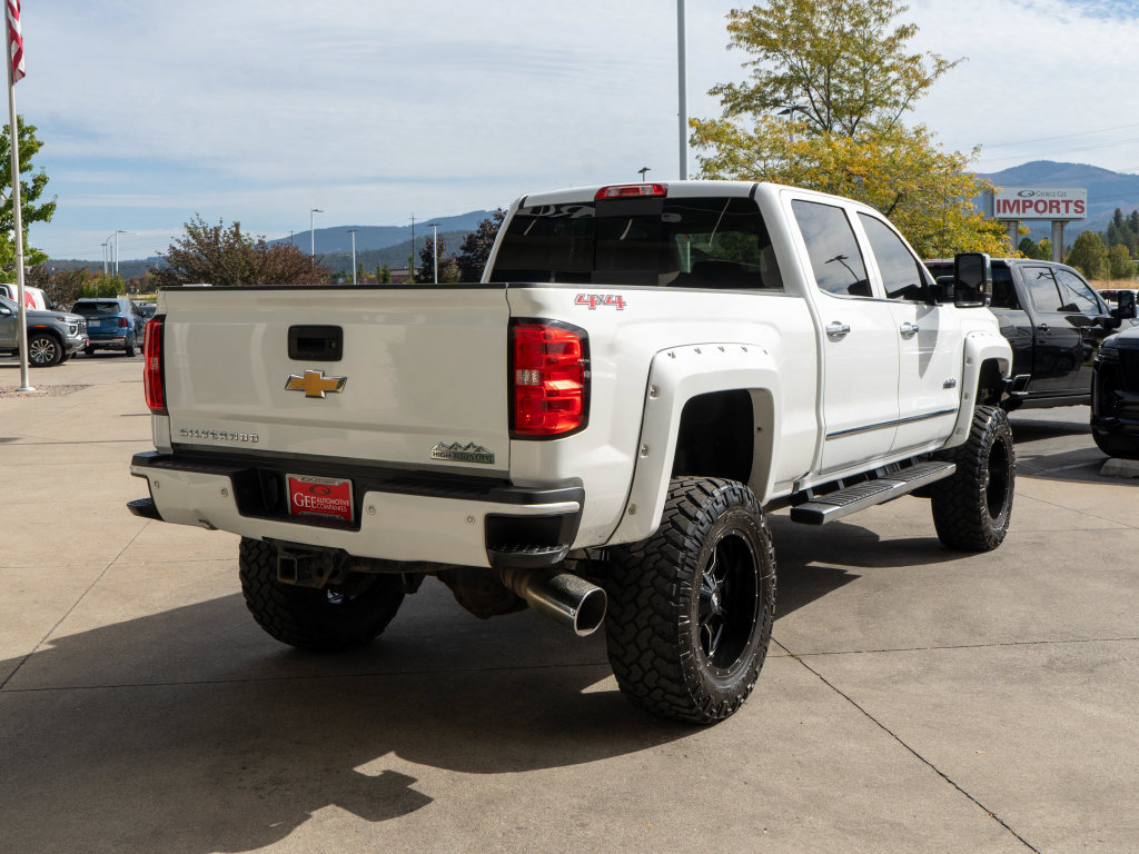 Used 2017 Chevrolet Silverado 3500 High Country AWD/4WD image 7