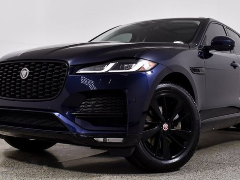 Used 2022 Jaguar F-PACE S image 7
