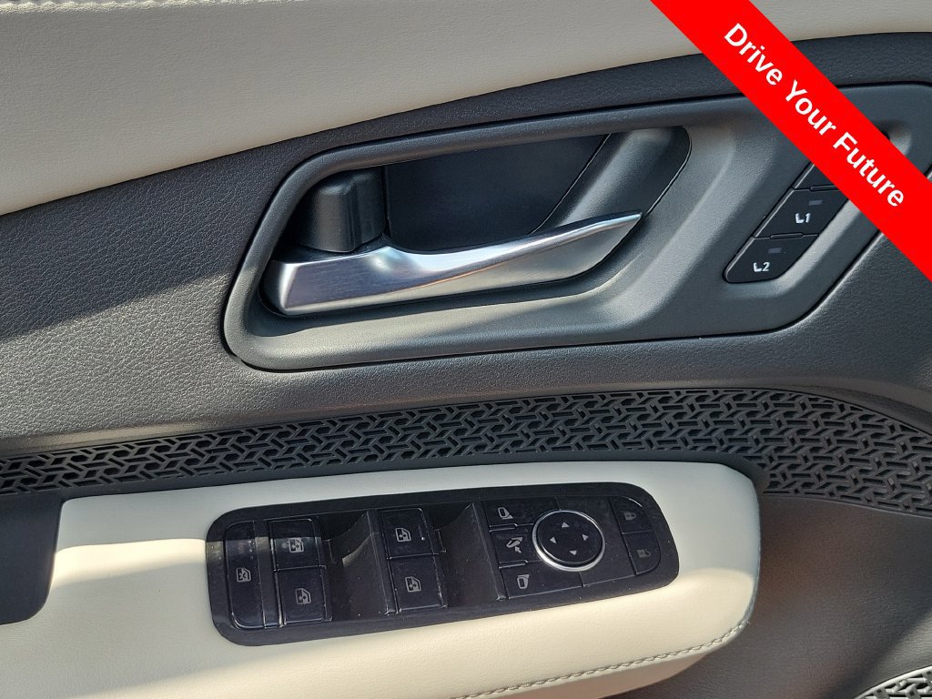 Used 2024 Nissan Ariya FWD image 16