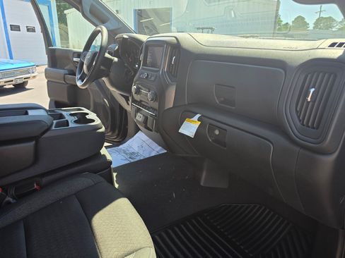 New 2026 Chevrolet Silverado 1500 Custom Trail Boss AWD/4WD image 10