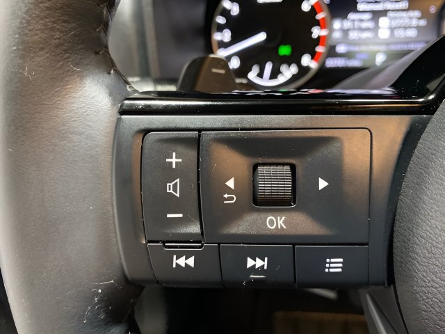 Used 2023 Nissan Rogue SL w/ SL Premium Package AWD/4WD image 14