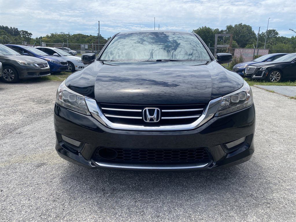 Used 2015 Honda Accord Touring image 2