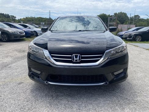 Used 2015 Honda Accord Touring image 2