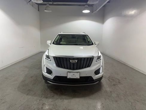 Used 2022 Cadillac XT5 Premium Luxury w/ LPO, Floor Liner Package image 2