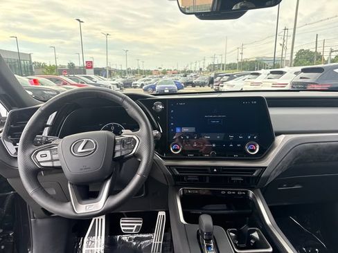 Used 2026 Lexus TX 350 AWD w/ Technology Package image 15