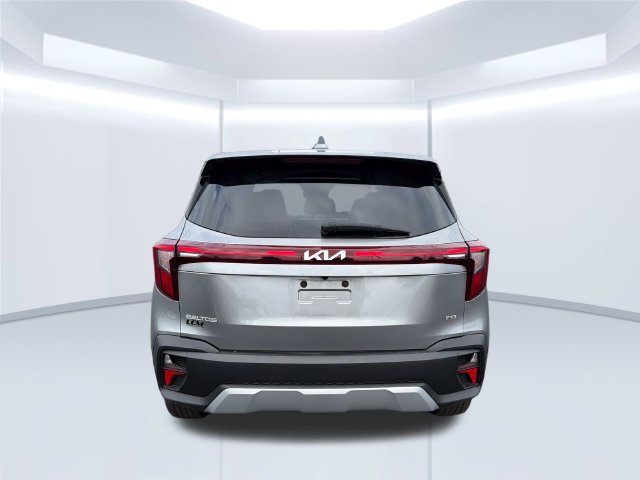Used 2024 Kia Seltos LX AWD/4WD image 4