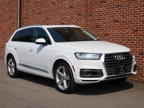 Used 2019 Audi Q7 3.0T Prestige w/ Prestige Package AWD/4WD image 27