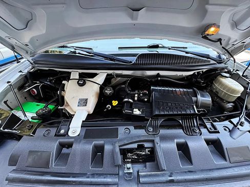Used 2016 Chevrolet Express 3500 LS RWD image 14