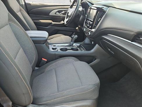Certified 2018 Chevrolet Traverse LS w/ LPO, Black Accent Package FWD image 28