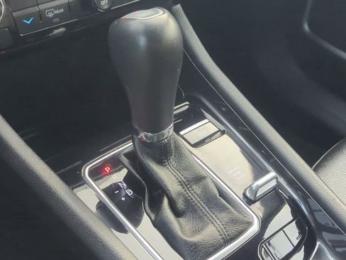 Used 2024 Jeep Compass Latitude image 20