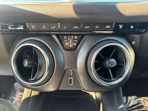 Used 2022 Chevrolet Blazer LT image 36