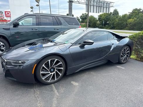 Used 2017 BMW i8 AWD/4WD image 1