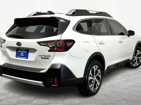 Used 2022 Subaru Outback Touring image 12
