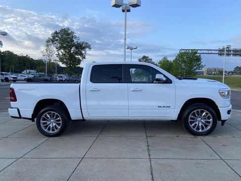 Used 2023 RAM 1500 Laramie image 13