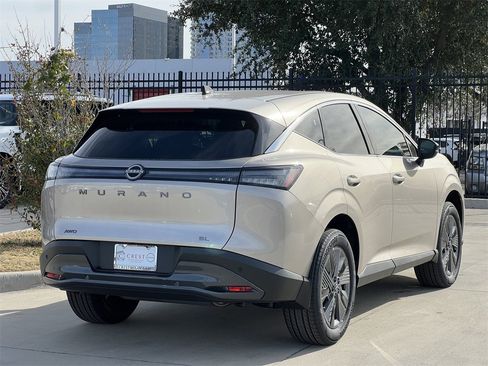 New 2026 Nissan Murano SL image 4