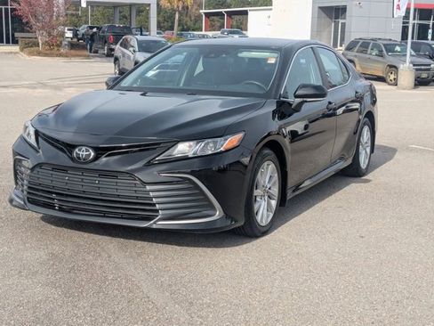 Used 2023 Toyota Camry LE w/ Cold Weather Package image 7