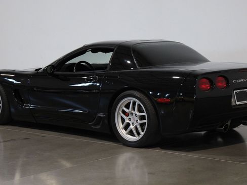 Used 2001 Chevrolet Corvette Z06 RWD image 25