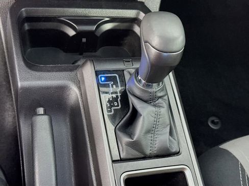 Used 2023 Toyota Tacoma TRD Off-Road w/ Advanced Technology Package AWD/4WD image 22