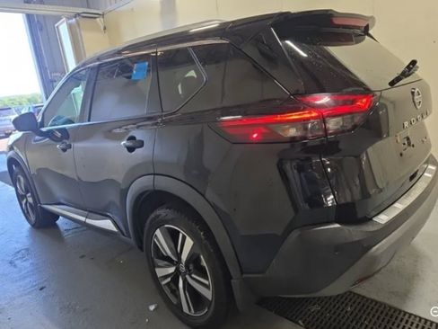 Used 2021 Nissan Rogue SL AWD/4WD image 2
