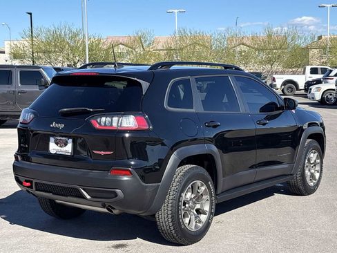 Certified 2022 Jeep Cherokee Trailhawk w/ Comfort/Convenience Group image 9