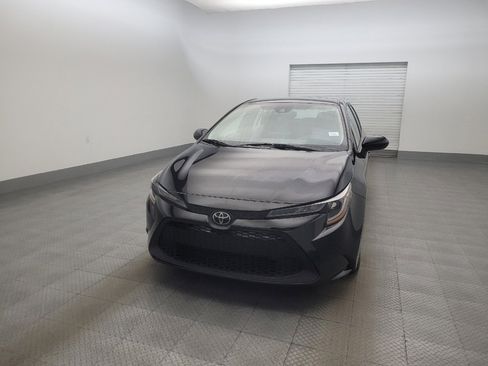 Used 2022 Toyota Corolla LE FWD image 15