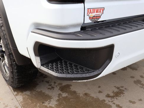 New 2026 GMC Sierra 2500 Denali w/ Technology Package AWD/4WD image 34