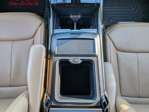 Used 2024 Land Rover Range Rover Sport SE image 32